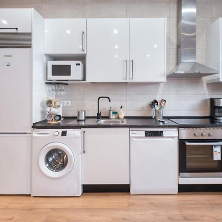 Loft Coqueto En Madrid A 2 Minutos Del Metro Apartment Luaran gambar