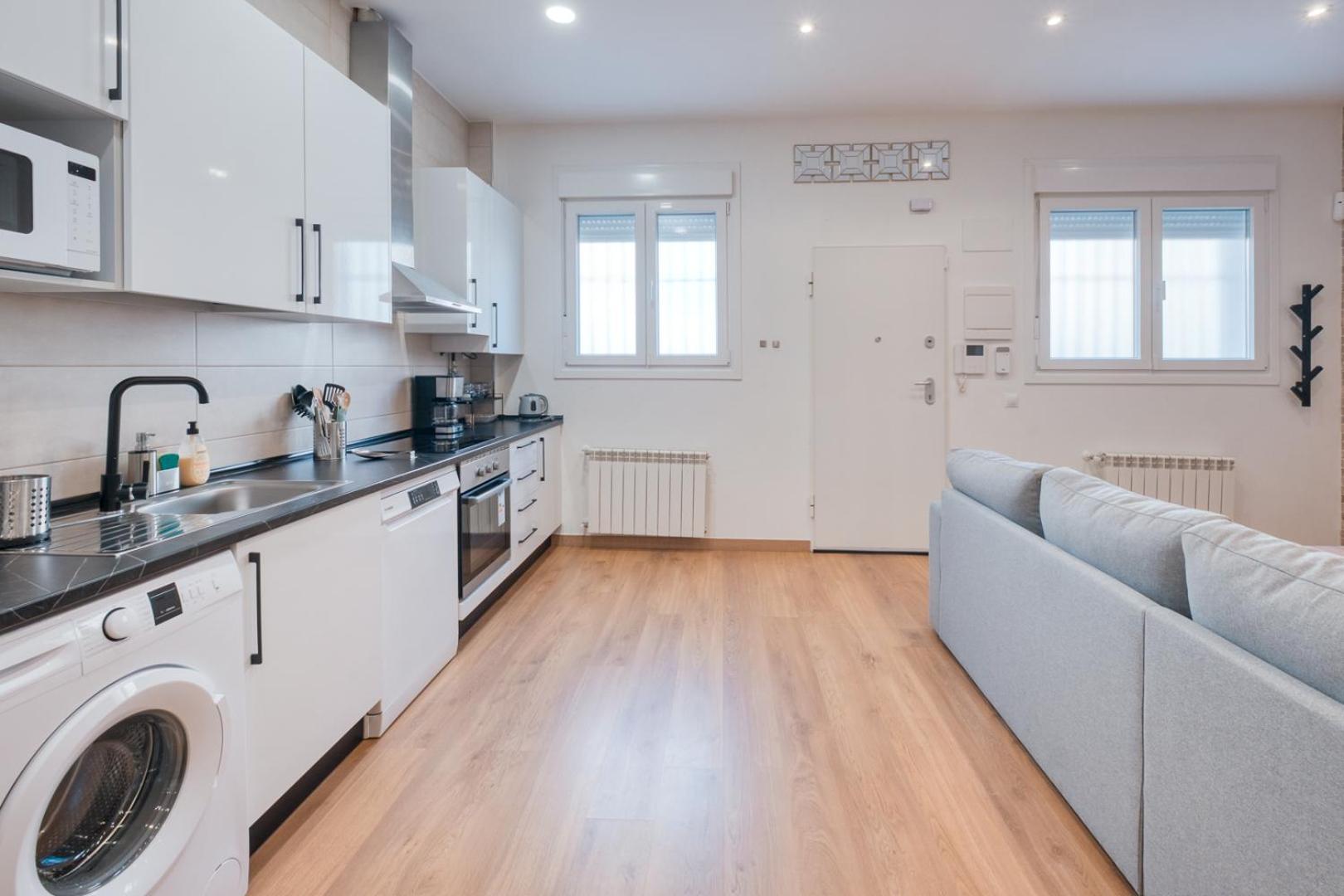 Loft Coqueto En Madrid A 2 Minutos Del Metro Apartment Luaran gambar